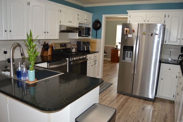 9 Vail, Maumelle, AR 72113