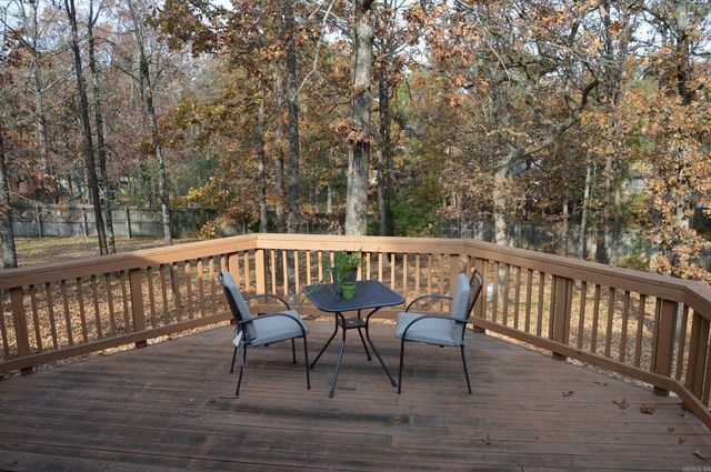 9 Vail, Maumelle, AR 72113