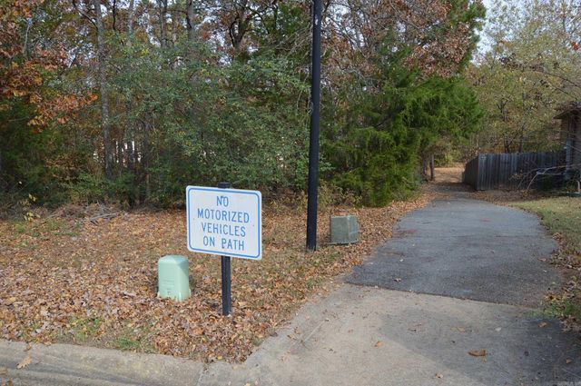 9 Vail, Maumelle, AR 72113