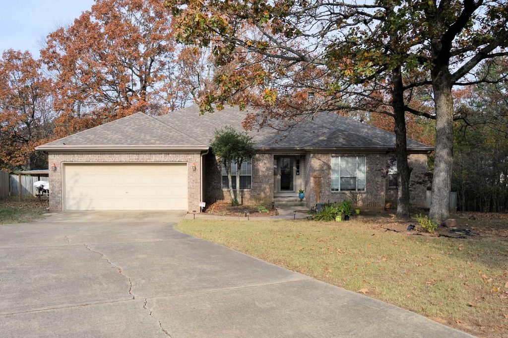 9 Vail, Maumelle, AR 72113