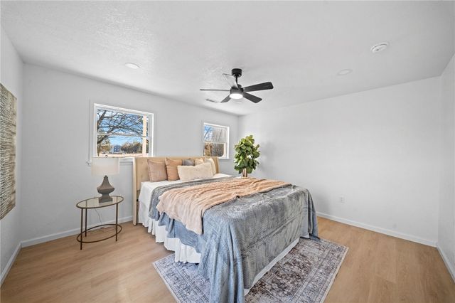 1614 E Huntsville Road, Fayetteville, AR 72701