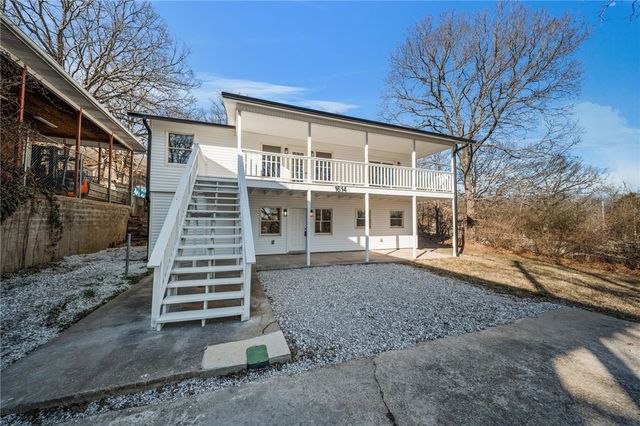 1614 E Huntsville Road, Fayetteville, AR 72701