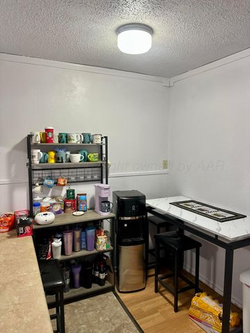 624 NE 1st Place, Tulia, TX 79088