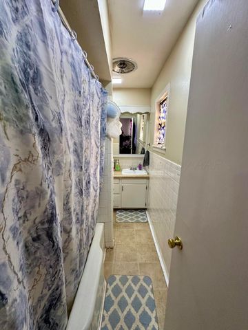 624 NE 1st Place, Tulia, TX 79088