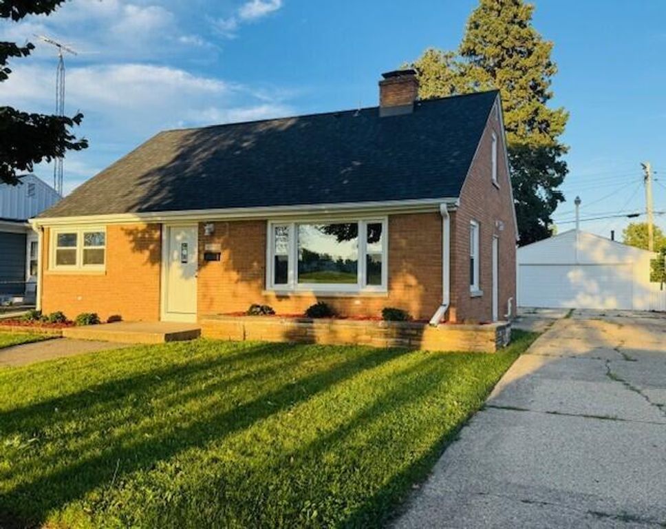 4709 33rd AVENUE, Kenosha, WI 53144