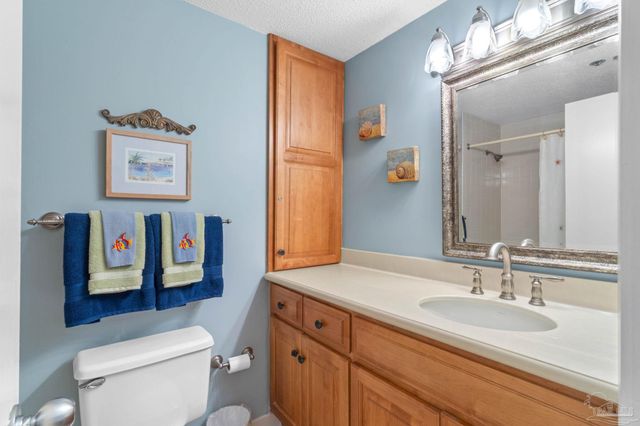 8271 Gulf Blvd 803, Navarre Beach, FL 32566