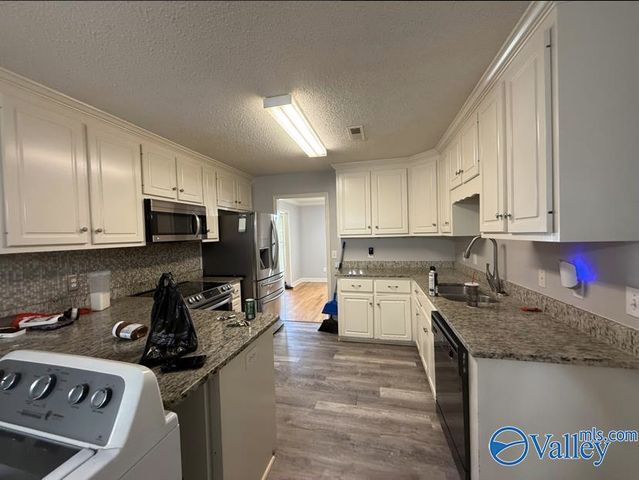 242 Turtle Creek Drive, Huntsville, AL 35806