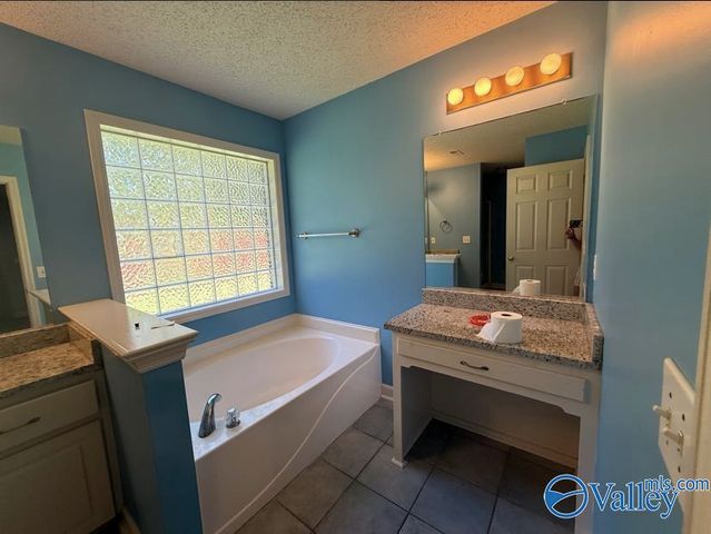 242 Turtle Creek Drive, Huntsville, AL 35806