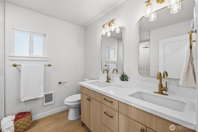 28433 Old Military Road S, Federal Way, WA 98003