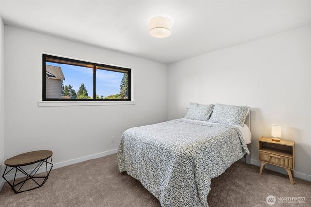 28433 Old Military Road S, Federal Way, WA 98003
