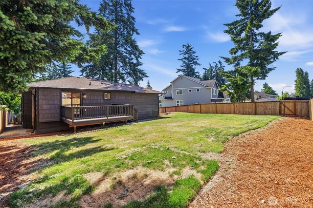 28433 Old Military Road S, Federal Way, WA 98003