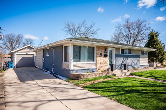 340 E Drake Avenue, Addison, IL 60101