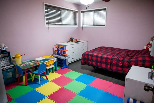 340 E Drake Avenue, Addison, IL 60101