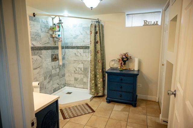 340 E Drake Avenue, Addison, IL 60101