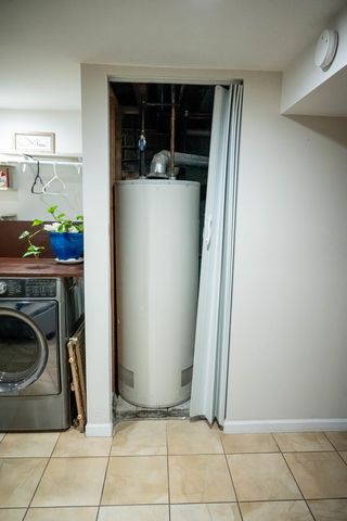 340 E Drake Avenue, Addison, IL 60101