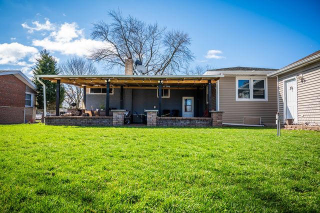 340 E Drake Avenue, Addison, IL 60101