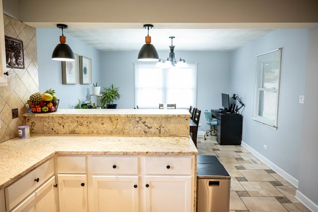 340 E Drake Avenue, Addison, IL 60101