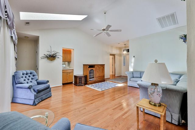 3182 River Bluff Ln., Little River, SC 29566