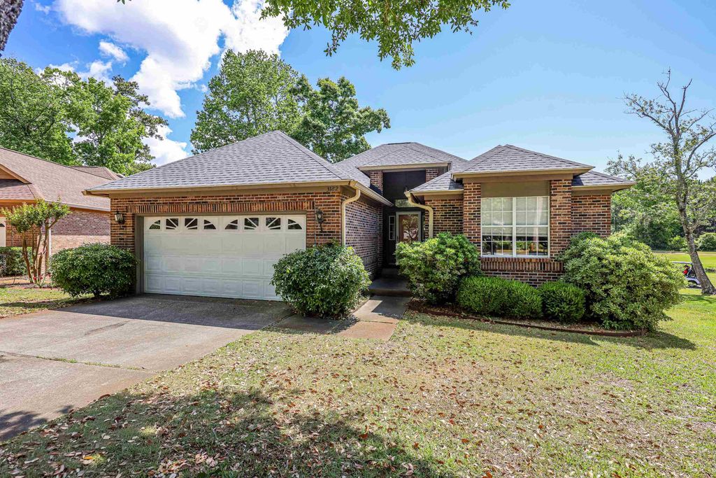 3182 River Bluff Ln., Little River, SC 29566