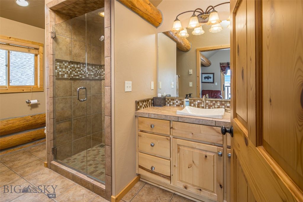 70 Lake Shore Drive 3, West Yellowstone, MT 59758 photo 23