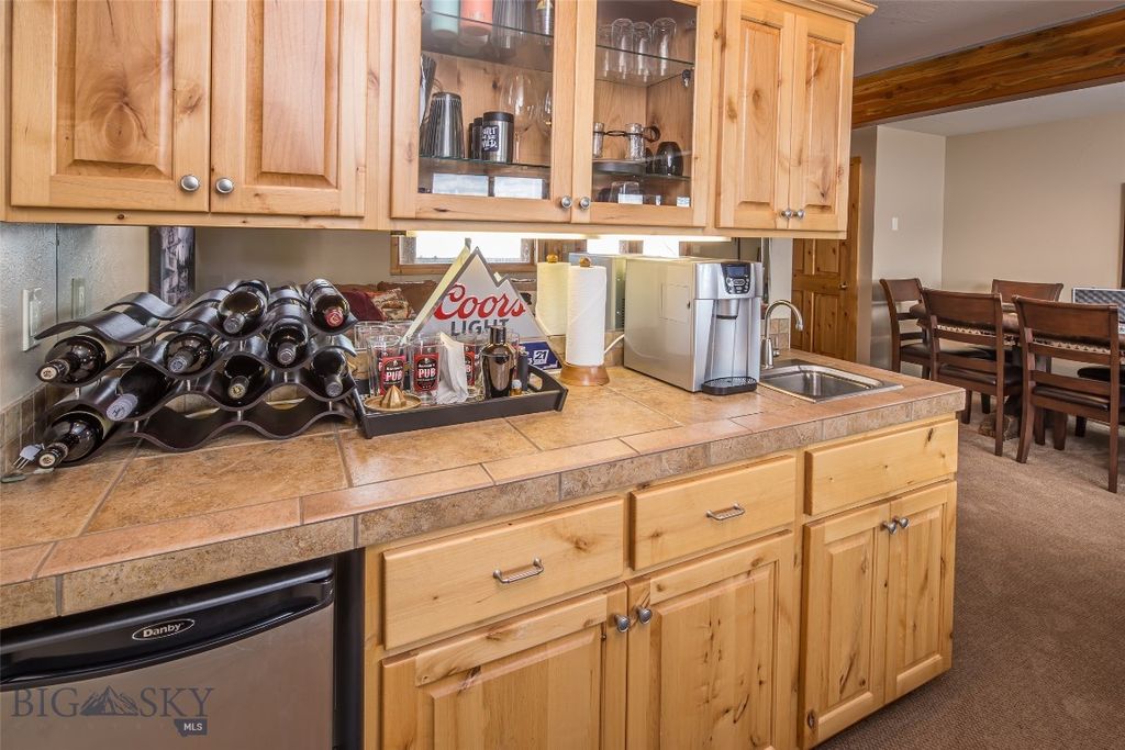 70 Lake Shore Drive 3, West Yellowstone, MT 59758 photo 29