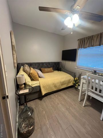 2866 Dewey Avenue, Bronx, NY 10465