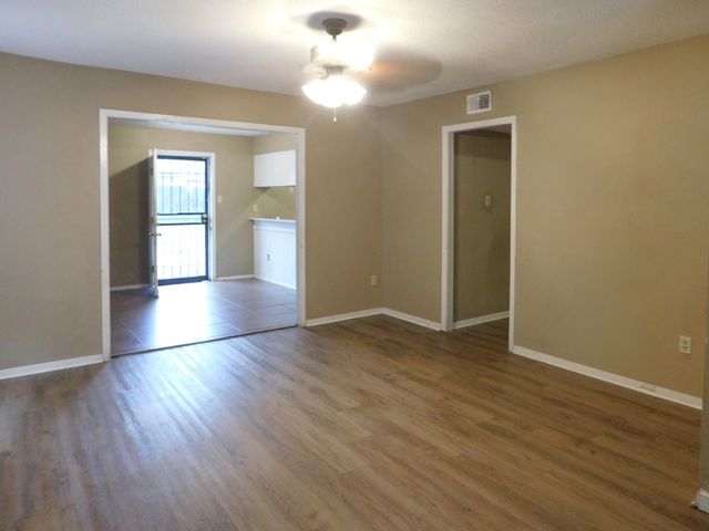 4778 DAPHNE RD, Memphis, TN 38118