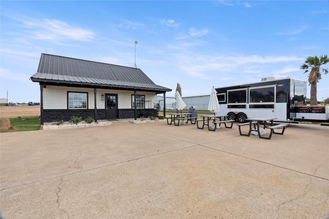 5528 Fm 933, Whitney, TX 76692