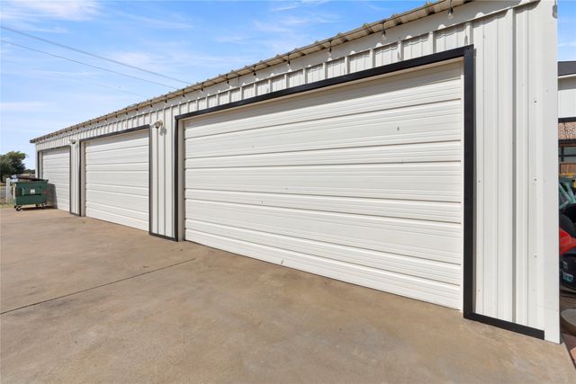 5528 Fm 933, Whitney, TX 76692