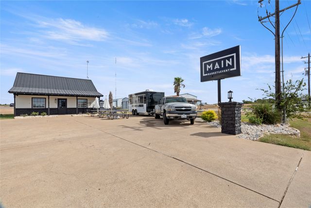 5528 Fm 933, Whitney, TX 76692