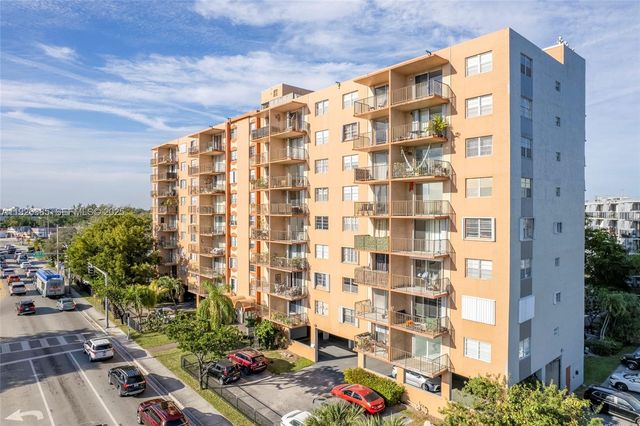 1465 NE 123rd St PH9, North Miami, FL 33161