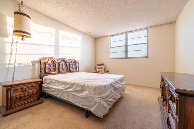 1465 NE 123rd St PH9, North Miami, FL 33161