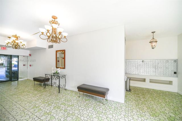 1465 NE 123rd St PH9, North Miami, FL 33161