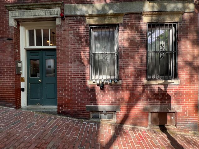 37 Garden St 2, Boston, MA 02114