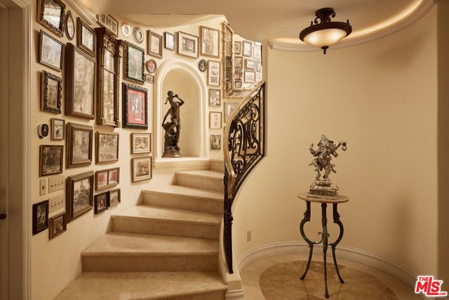 215 23rd Street, Santa Monica, CA 90402