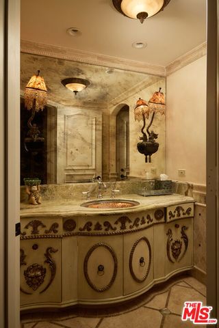 215 23rd Street, Santa Monica, CA 90402
