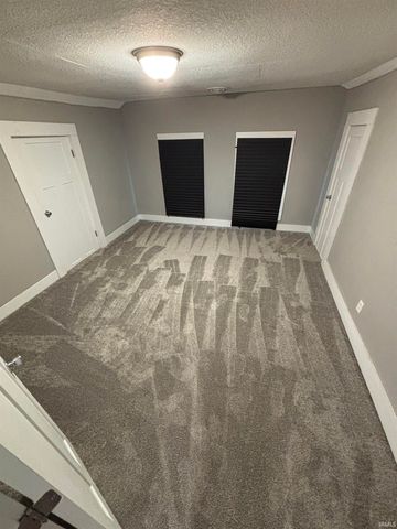 708 E Jefferson Boulevard B, Fort Wayne, IN 46802