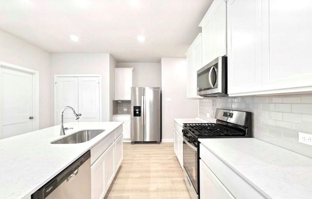 32915 Silver Meadow Way, Brookshire, TX 77423