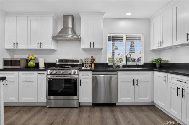 1834 Hillary Court, Simi Valley, CA 93065