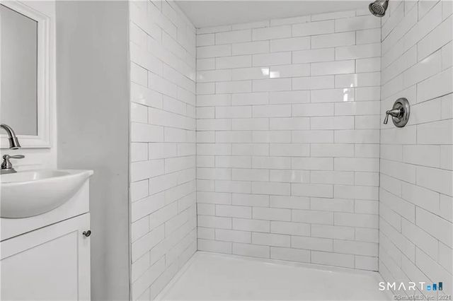 1793 Ridge Road, North Haven, CT 06473