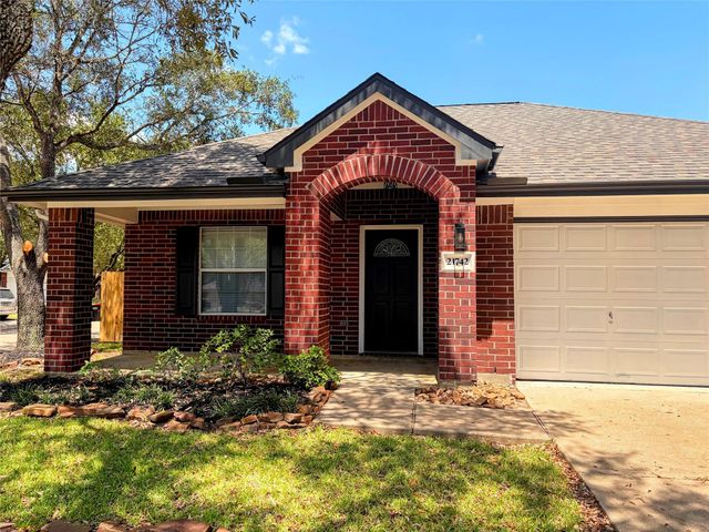 21742 Winsome Rose Court, Cypress, TX 77433