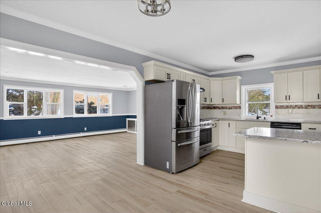 191 Fillmore Avenue, Niskayuna, NY 12304