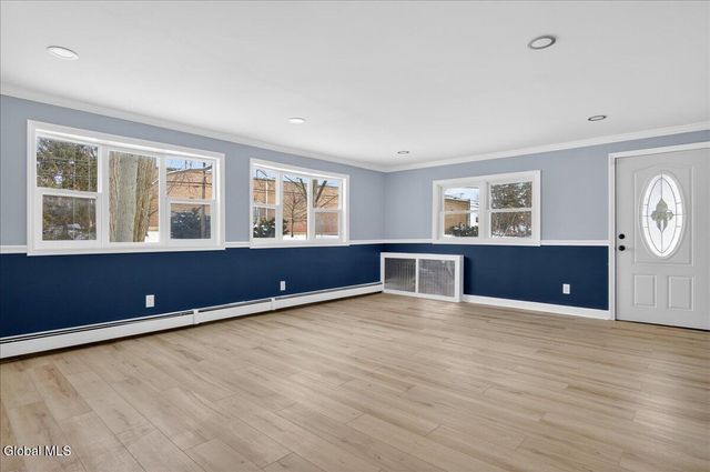 191 Fillmore Avenue, Niskayuna, NY 12304