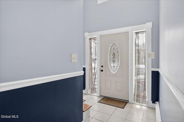 191 Fillmore Avenue, Niskayuna, NY 12304