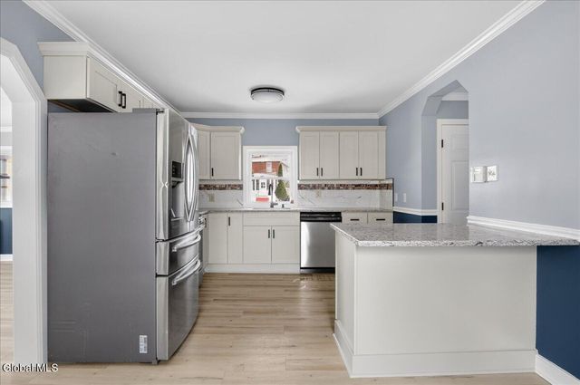 191 Fillmore Avenue, Niskayuna, NY 12304