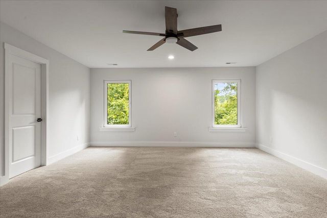 10549 E E Brainerd Road, Apison, TN 37302