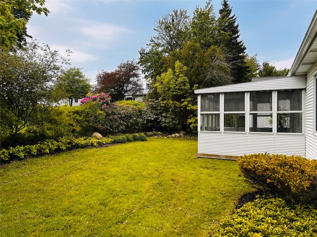 3611 BELLAIRE Drive, Erie, PA 16506