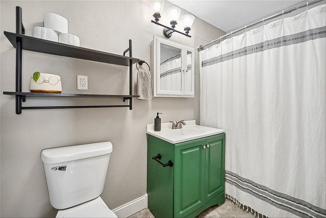 1204 Spring Street, Des Moines, IA 50315