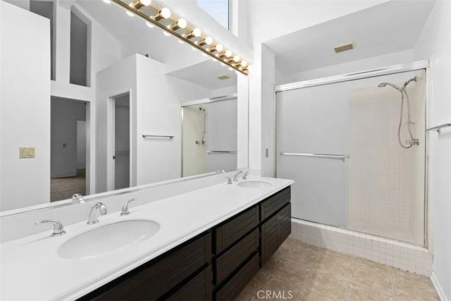 1 Damara, Irvine, CA 92614