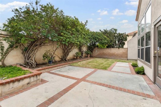 1 Damara, Irvine, CA 92614